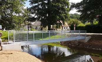 DOK_Mostek_Jezdovice01_SMALL.jpg