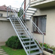 Venkovní ocelové schodiště 01