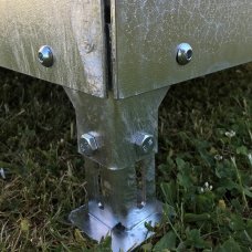 terasa - detail stavitelné nohy modulu